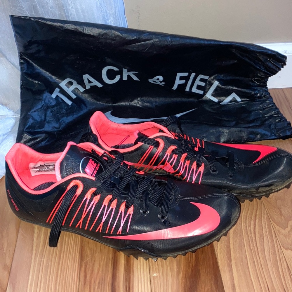 Men’s nike track and field shoes.